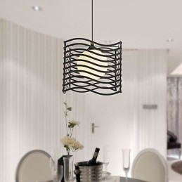 Moderne, Samtidskunstnerisk Metallpendellampe