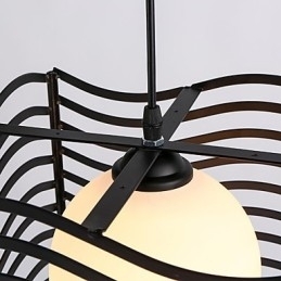 Moderne, Samtidskunstnerisk Metallpendellampe