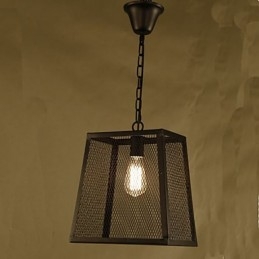 En Nettdeksel Retro Industriell Vindkafé Smidd Jernlysekrone