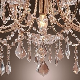 Elegant Krystalllysekrone Med 9 Lys