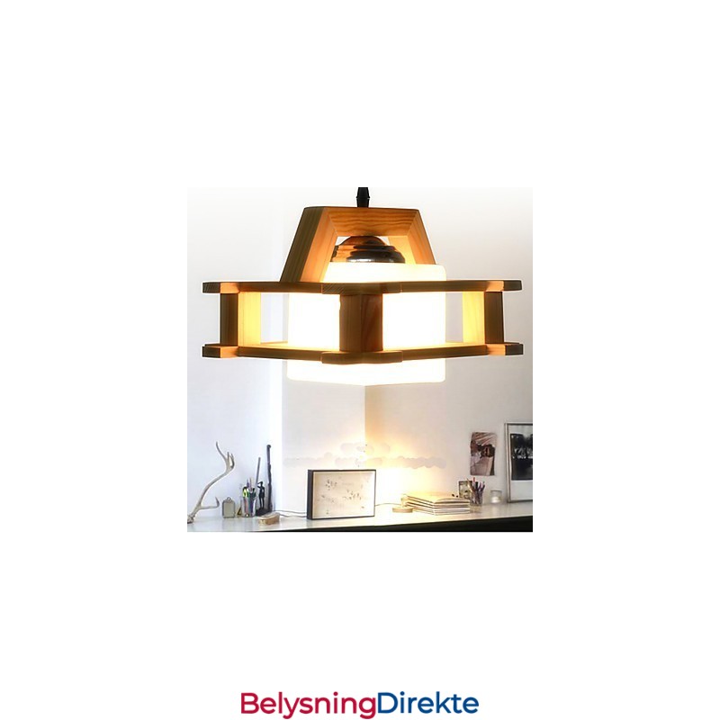 Massiv Trelampe