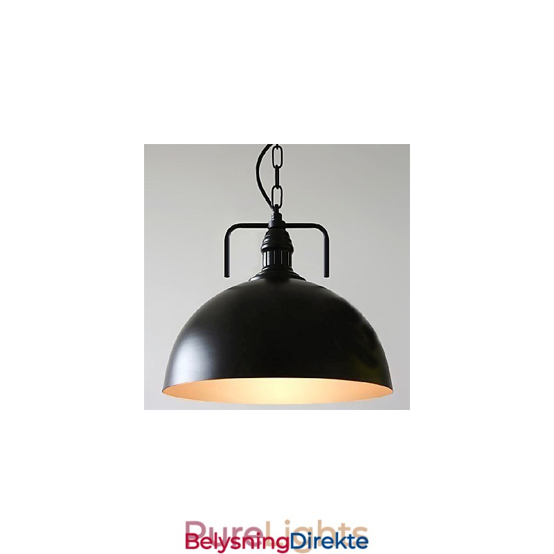 Rustikk Hyttemaleri I Metall Med Taklampe