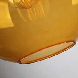 Moderne Glassanhengslampe I Rund, Ravfarget Bobledesign I Glassskjerm