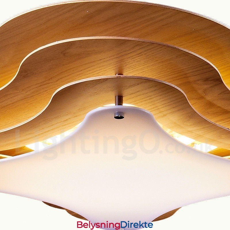 Innfelt Lampe I Tre