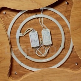 Innfelt Lampe I Tre
