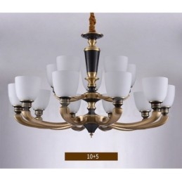 Luksuriøs Rustikk Retro Vintage Messing Anhengslysekrone Med Glassskjermer