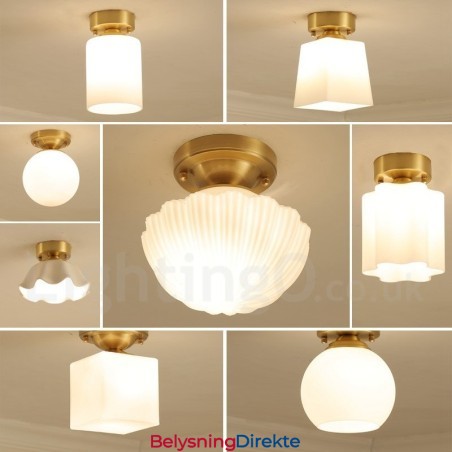 Rustikk Nordisk Stil I Ren Messing Med Innfelt Taklampe Og Glassskjerm
