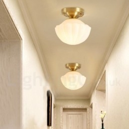 Rustikk Nordisk Stil I Ren Messing Med Innfelt Taklampe Og Glassskjerm