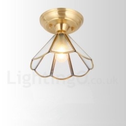 Rustikk Taklampe I Nordisk Stil I Ren Messing Med Glassskjerm