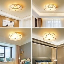 Rustikk Taklampe I Nordisk Stil I Ren Messing Med Glassskjerm