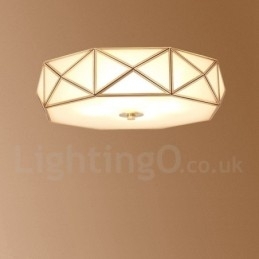 Rustikk Taklampe I Nordisk Stil I Ren Messing Med Glassskjerm