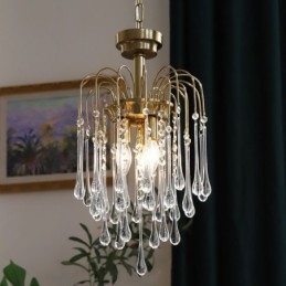 Lysekrone I Glass Med Vanndråper