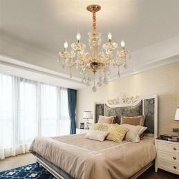 Elegant Krystalllysekrone I Europeisk Stil Med Glassanhengslampe