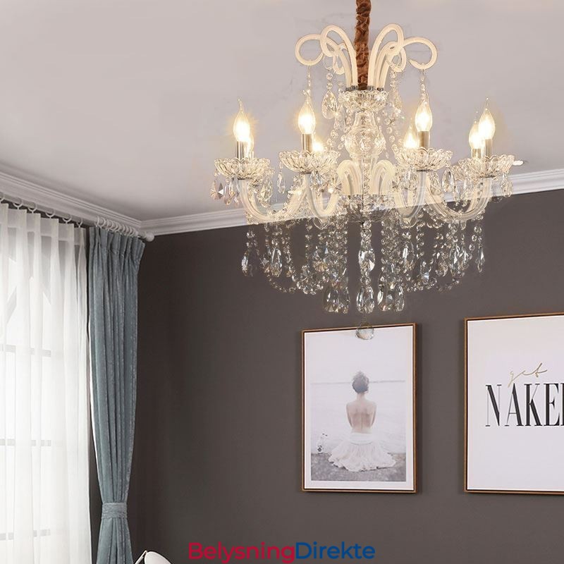 Elegant Krystalllysekrone I Europeisk Hvitfarget Pendellampe
