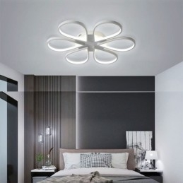 Minimalistisk Kløver Taklampe Med Innfelt Tak