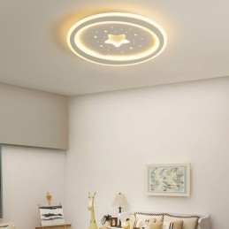 Taklampe Med Stjernemotiv Og Innfelt Taklampe