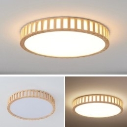 Japansk Lampe I Tre I Taket