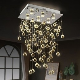 Moderne Krystalllysekrone Med Innfelt Taklampe