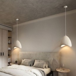 Dekorativ Hengende Lampe I Harpiks For Taklampe