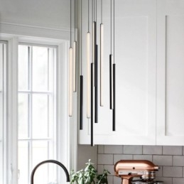 Moderne Lysekrone Med Lang Stripe Og Anhengslampe I Tosidig Bygning