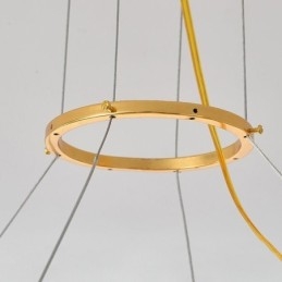 Moderne Lysekrone I Skjellglass Til Spisestue