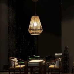 Nattbordslampe I Bambusvevd Materiale