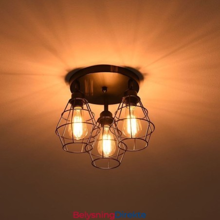 Industriell Taklampe Med Innfelt Tak Og 3 Lys