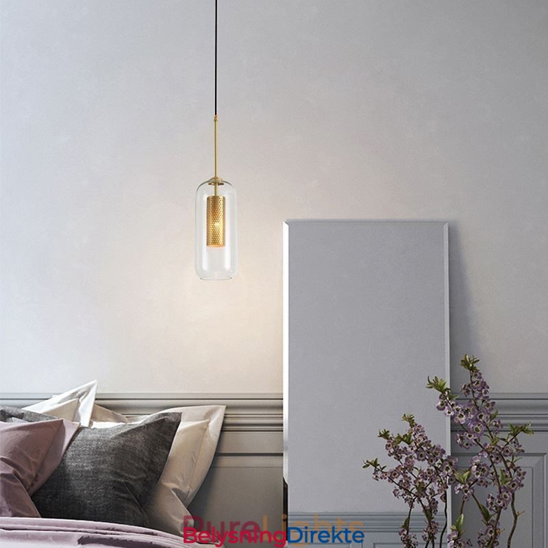 Nordisk Pendellampe I Klart Glass Unik, Innvendig, Hul Pendellampe I Messing