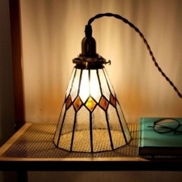 Rustikk Taklampe I Farget Glass