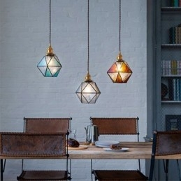 Geometrisk Farget Glass Pendellampe I Gårdshusstil