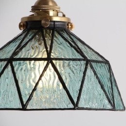 Geometrisk Anhengslampe I Farget Glass