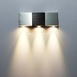 Moderne Vegglampe Med Spredningslys, Rektangulært Aluminiumshus