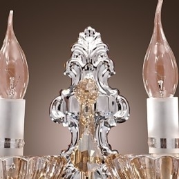 Elegant Krystallvegglampe Med 2 Lys
