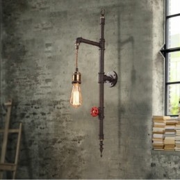 Rørveggen Til En Landlig Kreativ Retro Rakettvegglampe