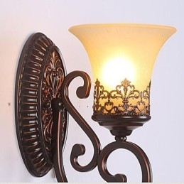 Europeisk Type Restaurering Av Gamle Metoder Smijerns Soveromsvegglampe I Glass