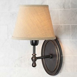 Landlig Nordisk Restaurering Av Gamle Måter Varm Stoffvegglampe