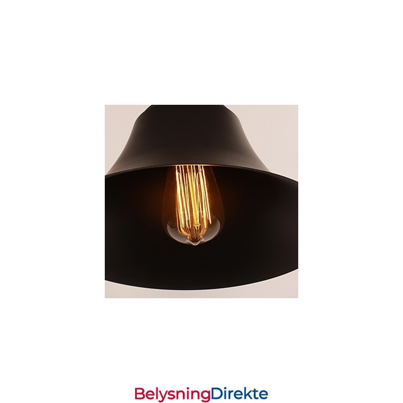 Kunstnerisk Vegglampe Med Retro Metallskjerm Og Brakett
