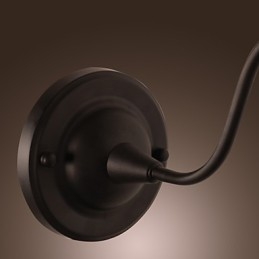 Kunstnerisk Vegglampe Med Retro Metallskjerm Og Brakett
