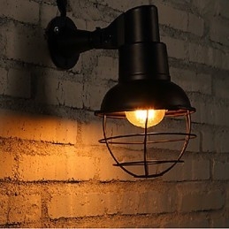 Mini-Vegglampe I Rustikt Metall I Hyttestil