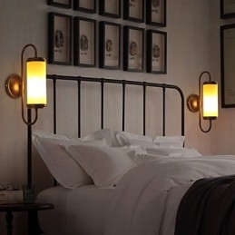 Kontraktert Og Moderne Amerikansk Landlig Restaurering Av Gamle Skikker Lysestake Vegglampe Lys