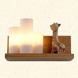 Vegglampe Med Tre Lys Og Glass