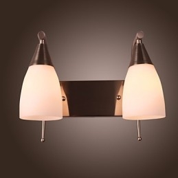 Vegglampe Med 2 Lys I Hvit Skjerm