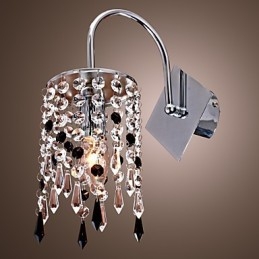Vegglampe Med Elegant Krystalldråpe