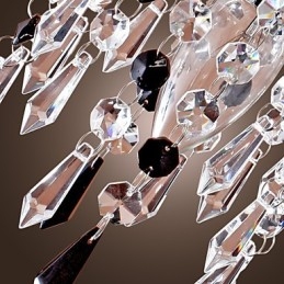 Vegglampe Med Elegant Krystalldråpe