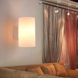 Glassvegglampe Med Metallbase Og Glassskjerm For Soveromslampe