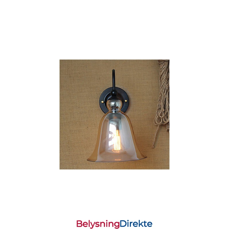 Amerikansk Landlig Minimalistisk Stue I Gangdekorert Glassvegglampe