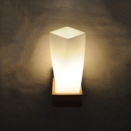Moderne, Samtidsfunksjon For Opplyste Vegglamper