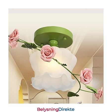 Valentinsdagen Rosehagen Blomster Og Planter Absorberer Kuppellys