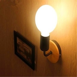 Moderne Minimalistisk Kreativ Personlighet Tre Jernlampe Korridor Balkong Soverom Nattbord Jern Vegglampe