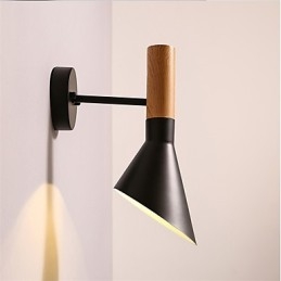 Nord-Europeisk Stil, Trestrukturert Metallvegglampe, Stue, Restaurant, Lysvinkel Justerbar